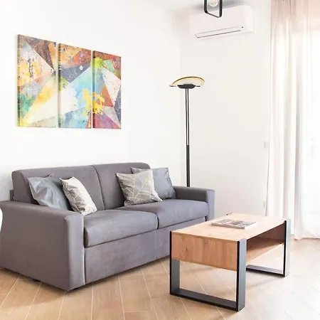 Luxury & Design Piramide アパート *