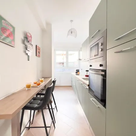 Luxury & Design Piramide * ローマ