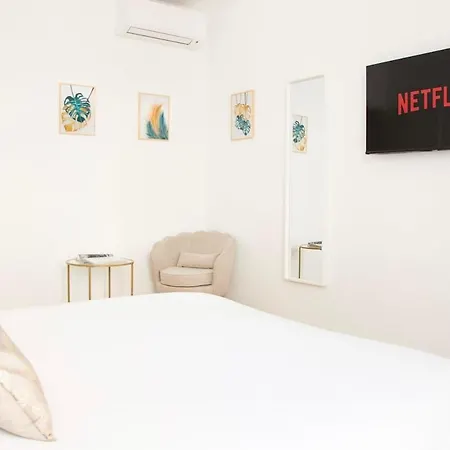 Luxury & Design Piramide アパート *