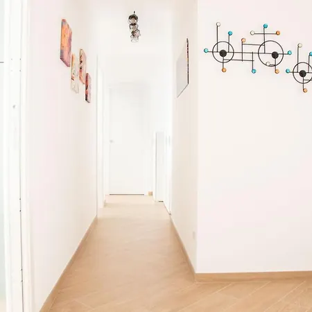 Luxury & Design Piramide