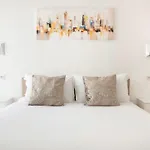 Luxury & Design Piramide Appartement